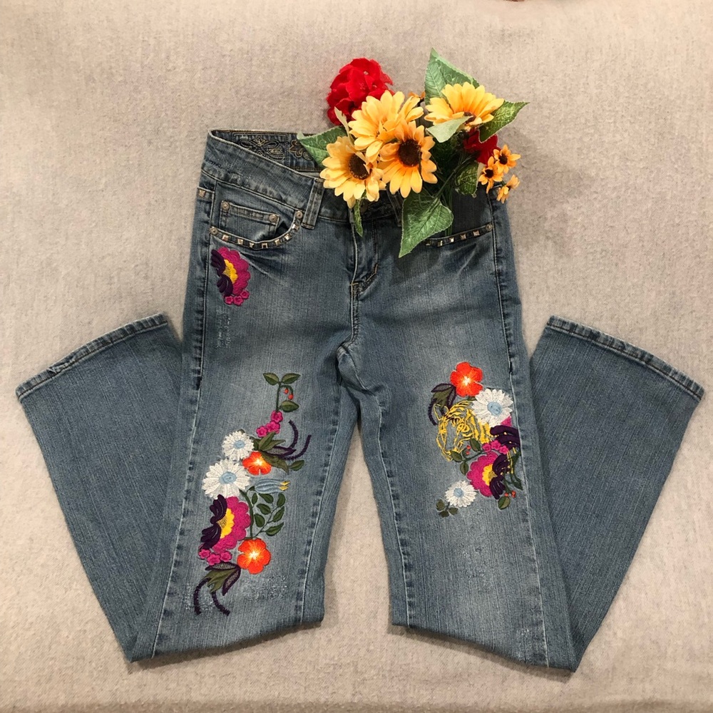 Request Floral Embroidered Women’s Blue Jeans with Silver Studs